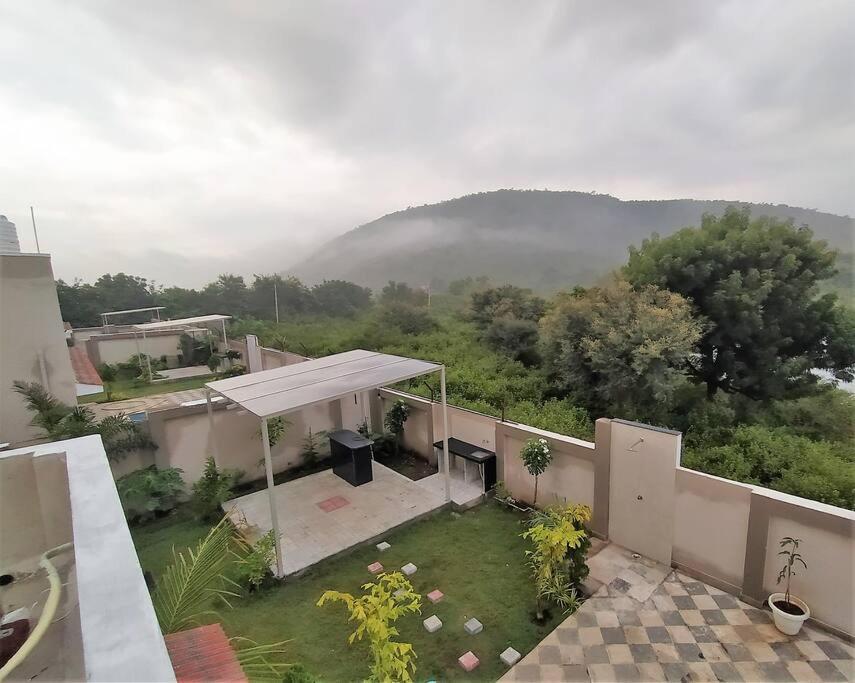 Nine Hill Villa - 2Bhk Private Villa With Pool أُودايبور المظهر الخارجي الصورة