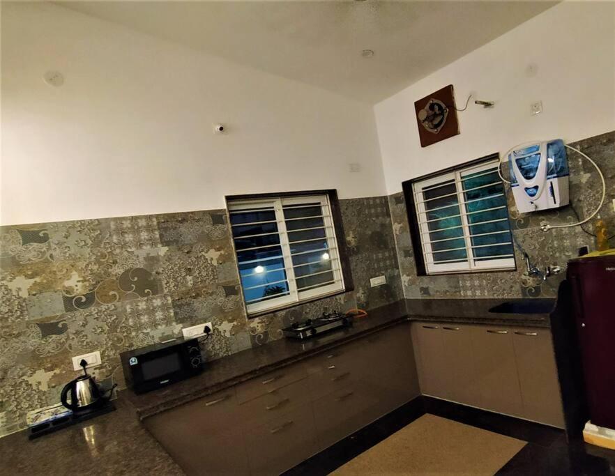 Nine Hill Villa - 2Bhk Private Villa With Pool أُودايبور المظهر الخارجي الصورة